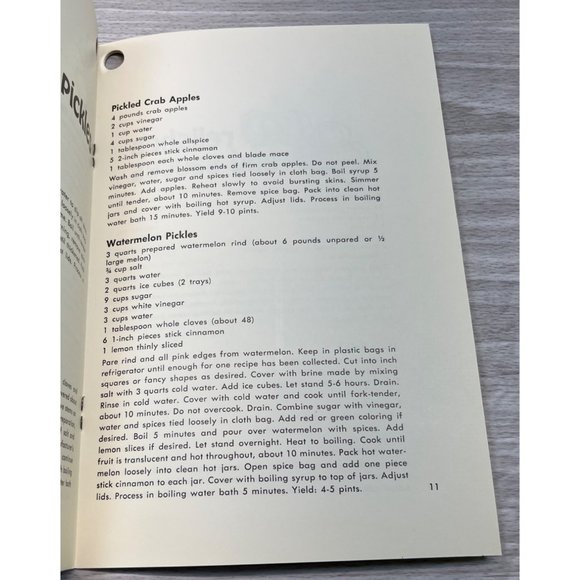 Pickles and Relishes Recipe Booklet Mary Frances Sowers Oklahoma State Univ - Picture 4 of 5
